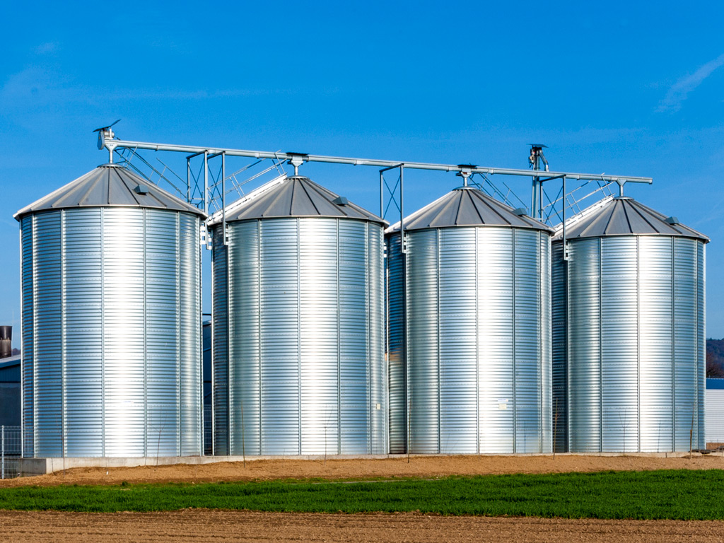 Vender ou guardar em silo de grãos